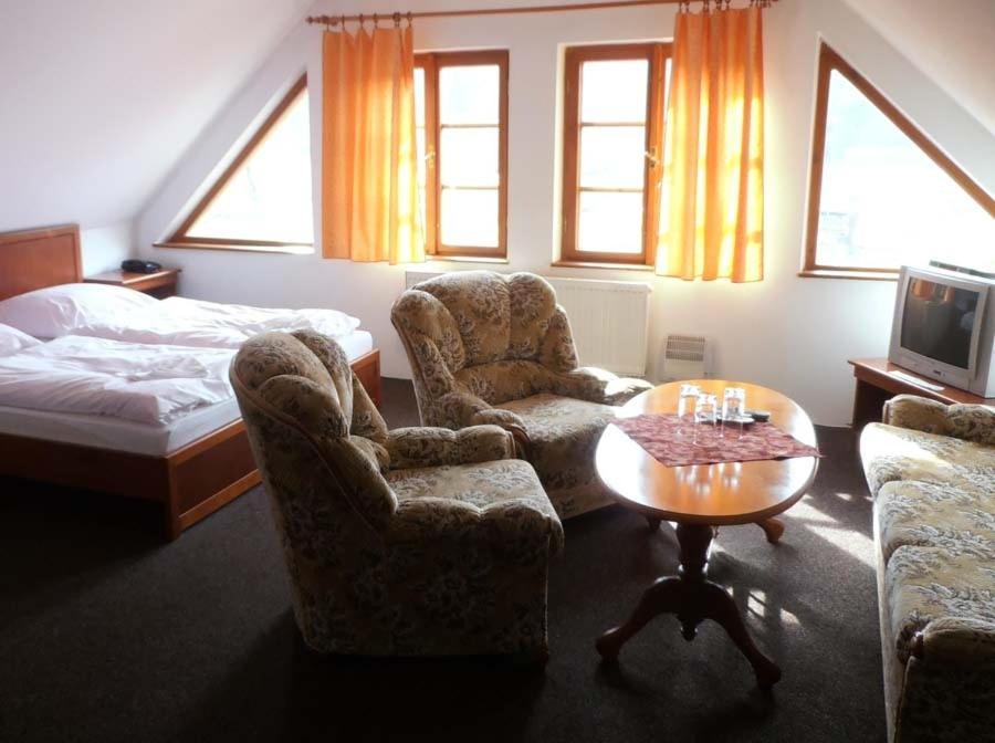 Hotel Klor Doudleby Habitación foto